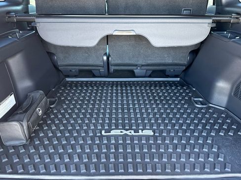 Used 2025 Lexus GX 550 image 12