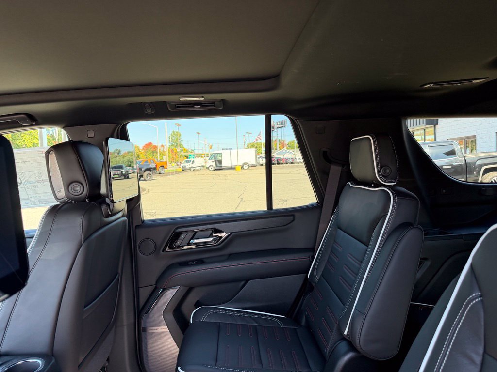 New 2027 GMC Yukon AT4 Ultimate AWD/4WD image 14