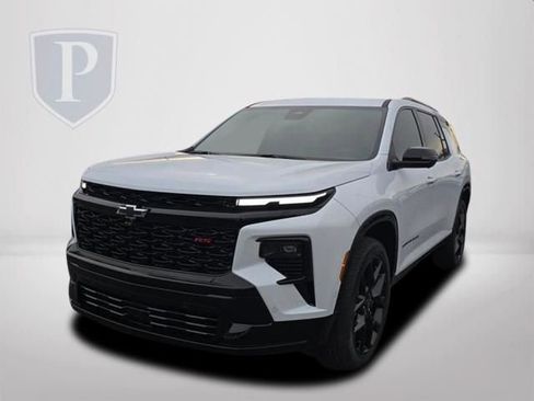 New 2026 Chevrolet Traverse RS image 11