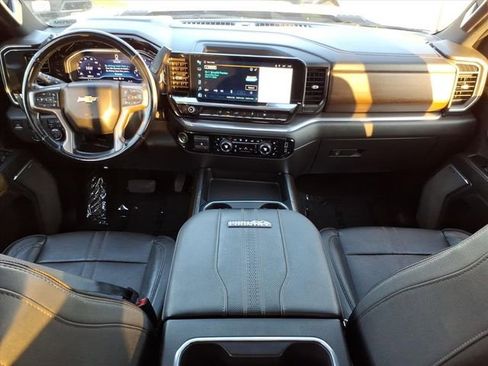 Used 2024 Chevrolet Silverado 2500 High Country w/ Technology Package image 22