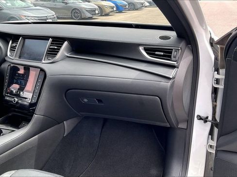 Used 2025 INFINITI QX55 Essential AWD/4WD image 16