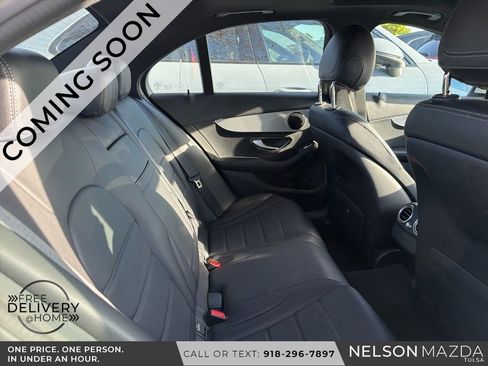 Used 2019 Mercedes-Benz C 300 4MATIC Sedan image 4