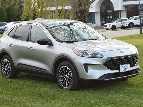 Certified 2022 Ford Escape SE w/ Convenience Package image 9