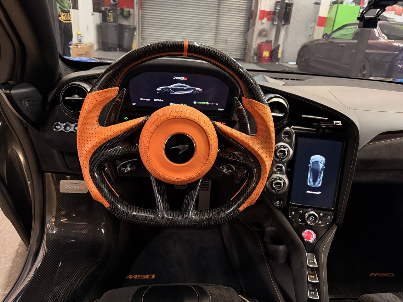 Used 2022 McLaren 720S Performance RWD image 25