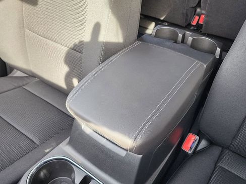 New 2026 GMC Canyon Elevation w/ Convenience Package image 32