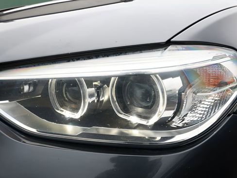 Used 2021 BMW X4 xDrive30i image 36