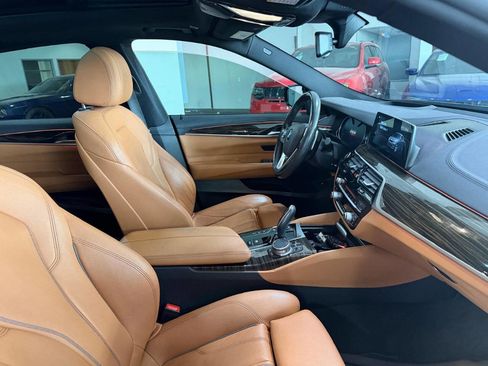 Used 2018 BMW 640i Gran Turismo xDrive image 30