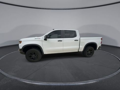 Used 2022 Chevrolet Silverado 1500 ZR2 image 5