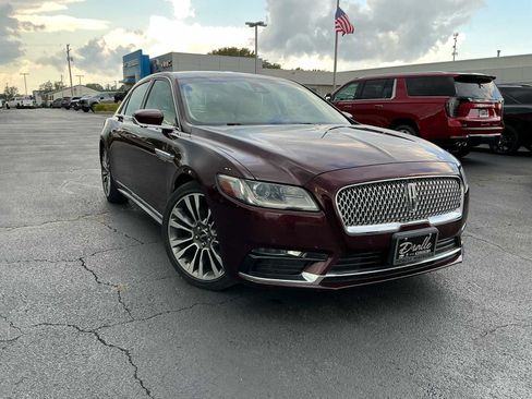 Used 2017 Lincoln Continental Select w/ Climate Package AWD/4WD image 1