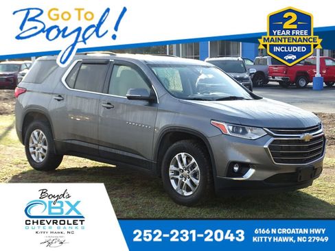 Used 2020 Chevrolet Traverse LT image 1