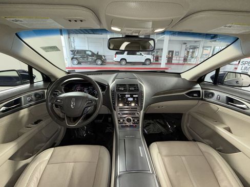 Used 2018 Lincoln MKZ Reserve w/ Technology Package image 23