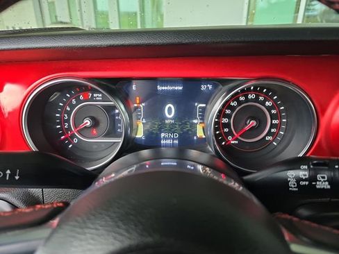 Used 2019 Jeep Wrangler Rubicon w/ Cold Weather Group image 12