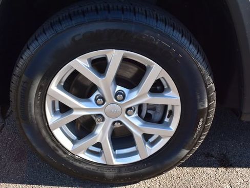 Used 2023 Jeep Grand Cherokee L Limited AWD/4WD image 54