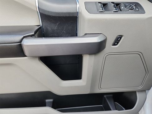 Used 2020 Ford F150 XLT image 7