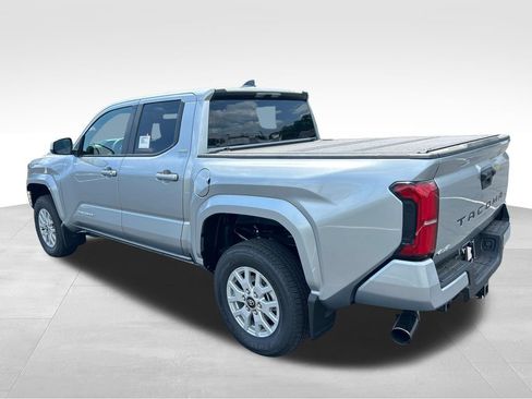 New 2026 Toyota Tacoma SR5 AWD/4WD image 3