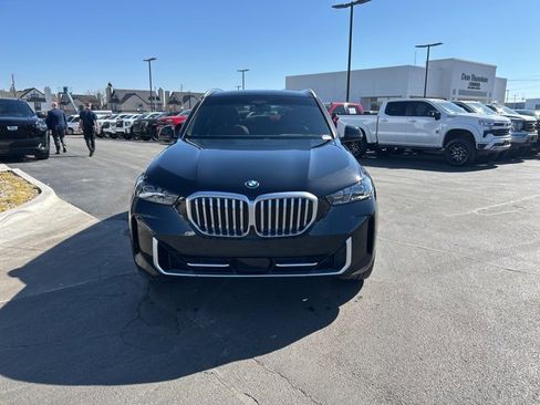 Used 2024 BMW X5 xDrive40i w/ Premium Package image 9
