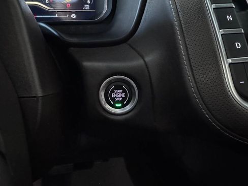 Certified 2022 GMC Yukon XL SLT w/ SLT Premium Package image 25