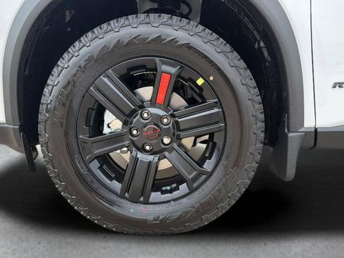 New 2026 Nissan Rogue SV AWD/4WD image 28
