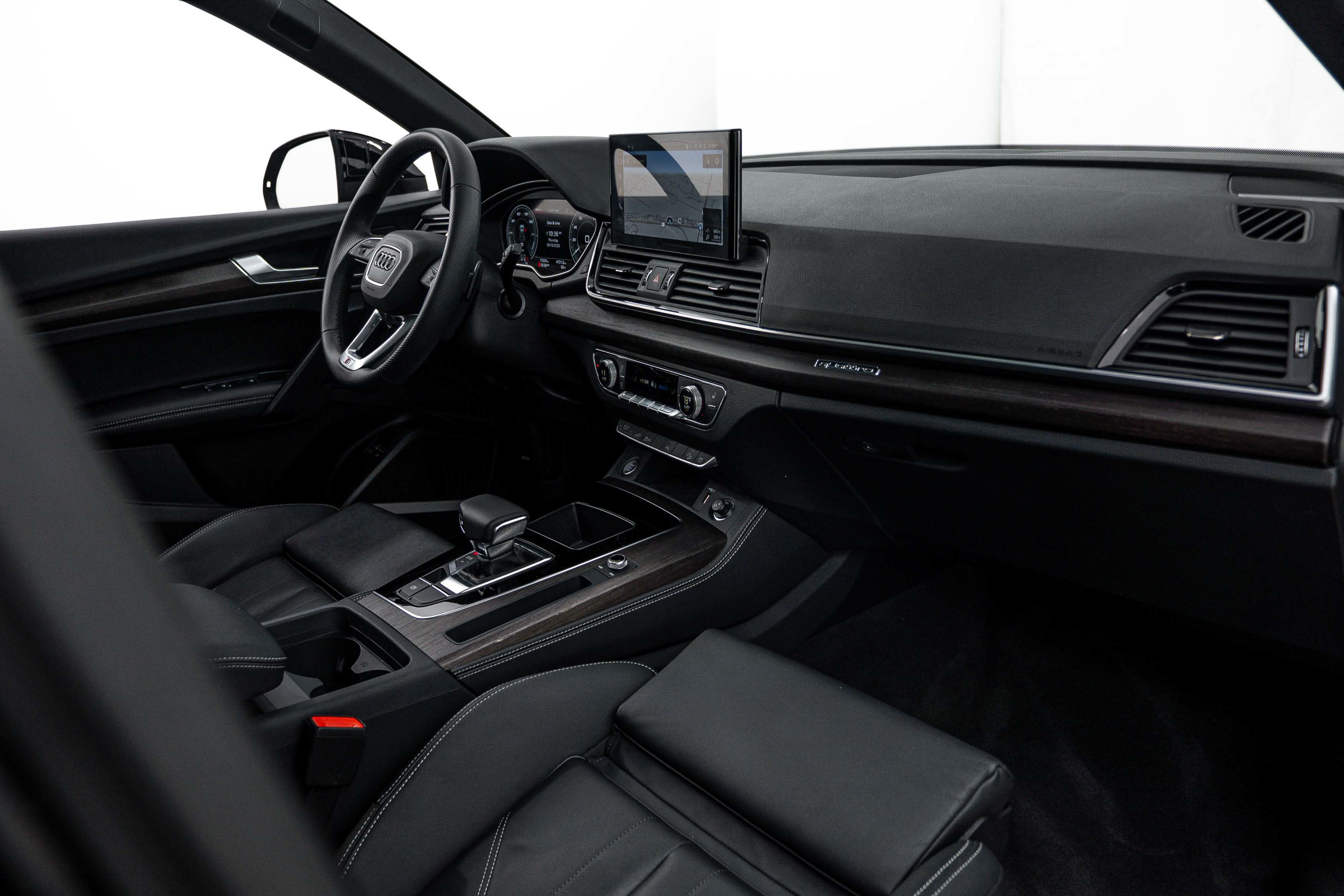 Certified 2024 Audi Q5 e Premium Plus AWD/4WD image 13