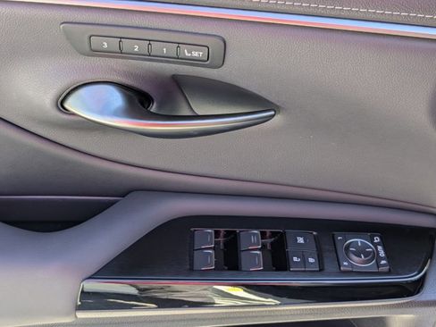 Used 2023 Lexus ES 350 w/ Premium Package image 21