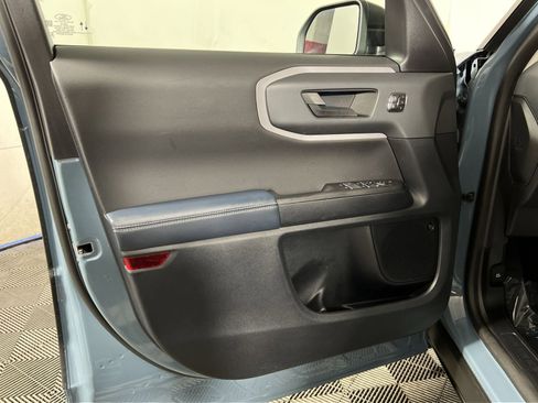 Used 2023 Ford Bronco Sport Outer Banks w/ Tech Package AWD/4WD image 14