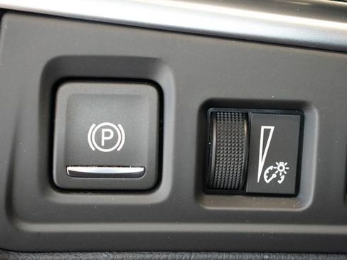 Used 2024 Cadillac XT6 Sport AWD/4WD image 38