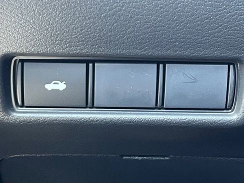 New 2026 Nissan Sentra SR FWD image 25
