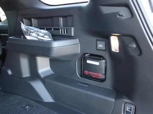 Used 2026 Toyota 4Runner TRD Off-Road AWD/4WD image 42