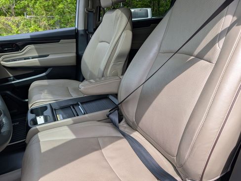 Used 2023 Honda Odyssey Elite image 20