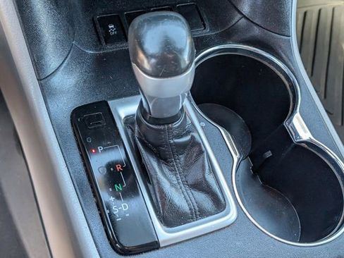 Used 2018 Toyota Highlander Plus image 27