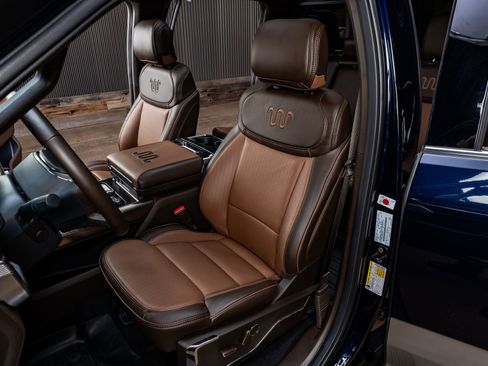 Used 2025 Ford F150 King Ranch w/ FX4 Off-Road Package image 30