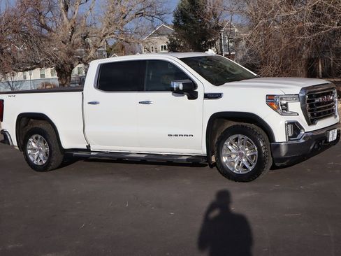 Used 2019 GMC Sierra 1500 SLT w/ SLT Premium Package image 2