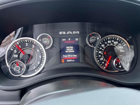 Used 2024 RAM 2500 Big Horn image 28