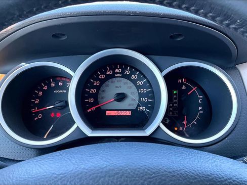 Used 2008 Toyota Tacoma PreRunner RWD image 25