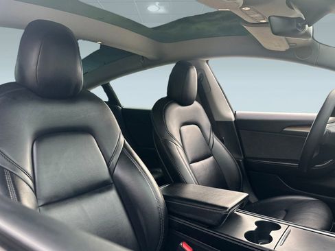 Used 2021 Tesla Model 3 Long Range image 30