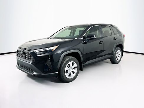 Used 2025 Toyota RAV4 LE image 3