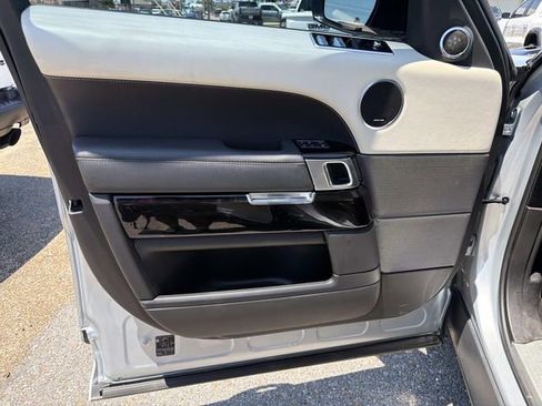 Used 2022 Land Rover Range Rover Sport HST AWD/4WD image 25
