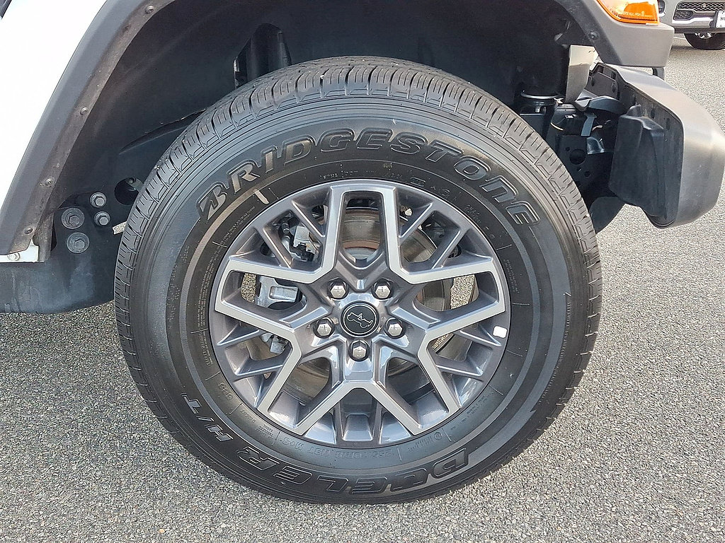 Used 2026 Jeep Wrangler Unlimited Sahara AWD/4WD image 33