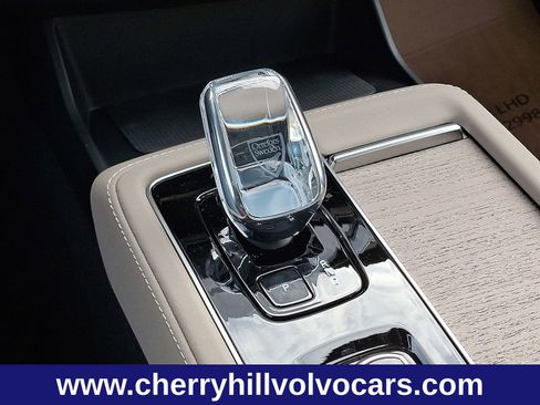 New 2026 Volvo XC90 B6 Plus w/ Protection Package Premier image 11