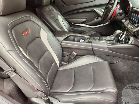 Used 2022 Chevrolet Camaro SS image 12