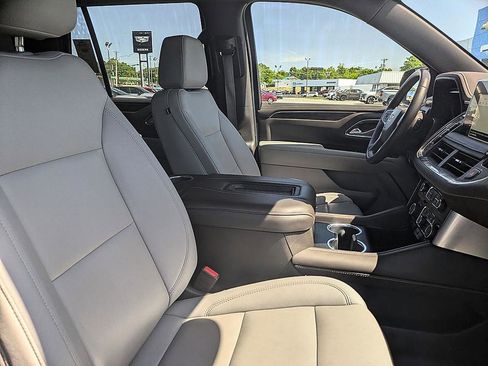 Used 2024 Chevrolet Tahoe LT AWD/4WD image 32