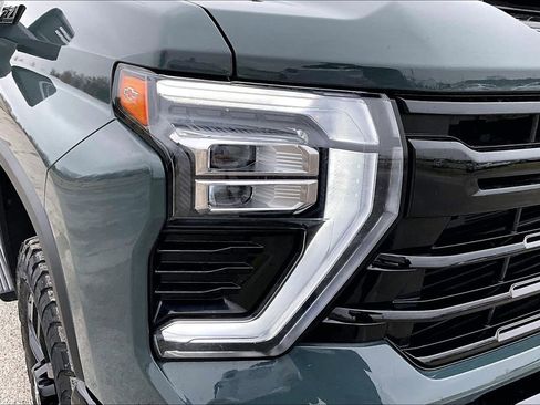 Used 2025 Chevrolet Silverado 2500 LT w/ Trail Boss Package image 27