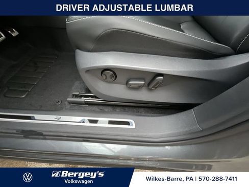 Certified 2024 Volkswagen Tiguan SE R-Line AWD/4WD image 5