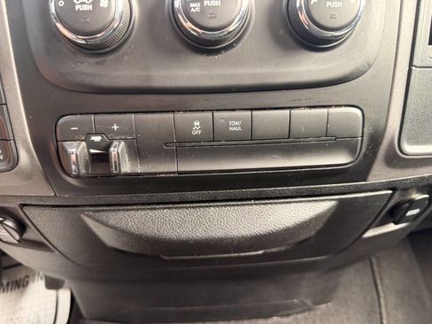 Used 2016 RAM 1500 Tradesman w/ Power & Remote Entry Group AWD/4WD image 46
