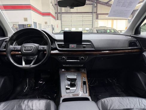 Used 2018 Audi Q5 2.0T Premium w/ Convenience Package AWD/4WD image 21
