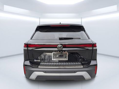 New 2026 Volkswagen Tiguan S AWD/4WD image 4