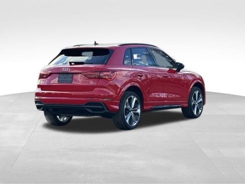 Certified 2021 Audi Q3 2.0T Premium Plus image 7