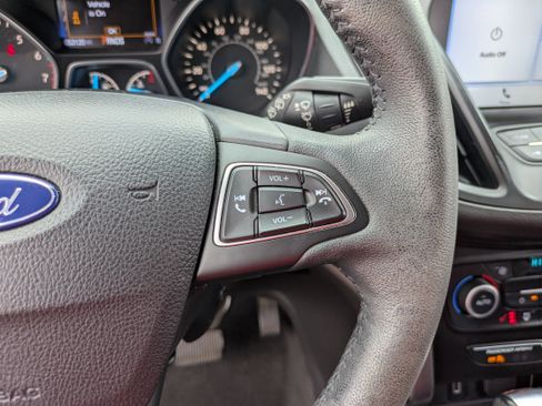 Used 2019 Ford Escape SEL image 29