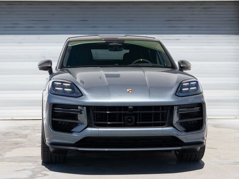 New 2026 Porsche Cayenne Turbo GT AWD/4WD image 11