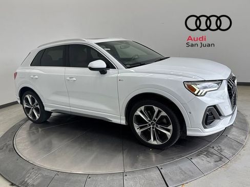 Used 2020 Audi Q3 2.0T Prestige w/ Prestige Package image 34